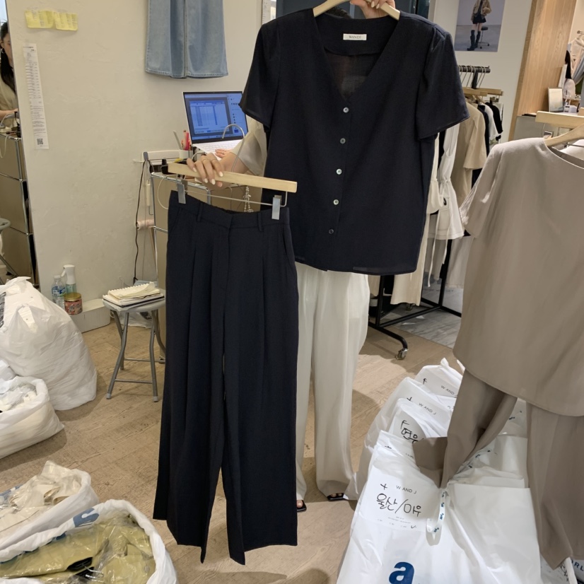 W AND J韓國直郵女士新款時尚熱賣推薦職業套裝不含腰帶W AND J套裝圖色2