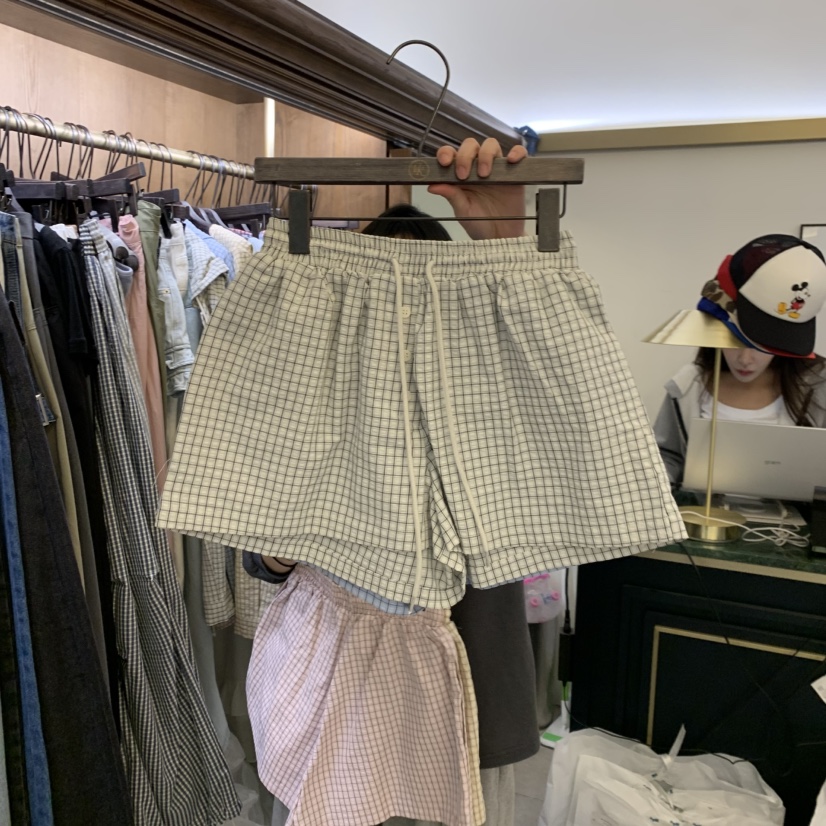 VIRKIN韓國代購女士新款休閑人氣26春夏推薦時尚職業短褲VIRKIN短褲圖色1