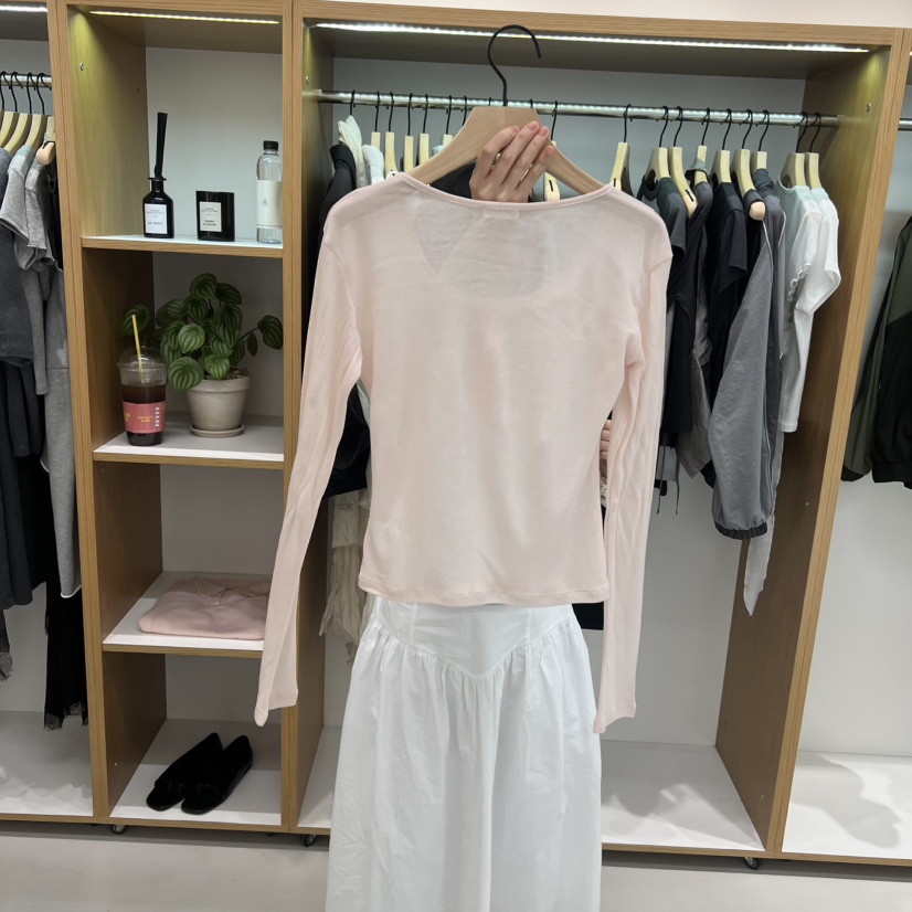 ALOT韓國東大門直郵女士新款26春夏時尚推薦人氣熱賣長袖T恤A LOT長袖T恤