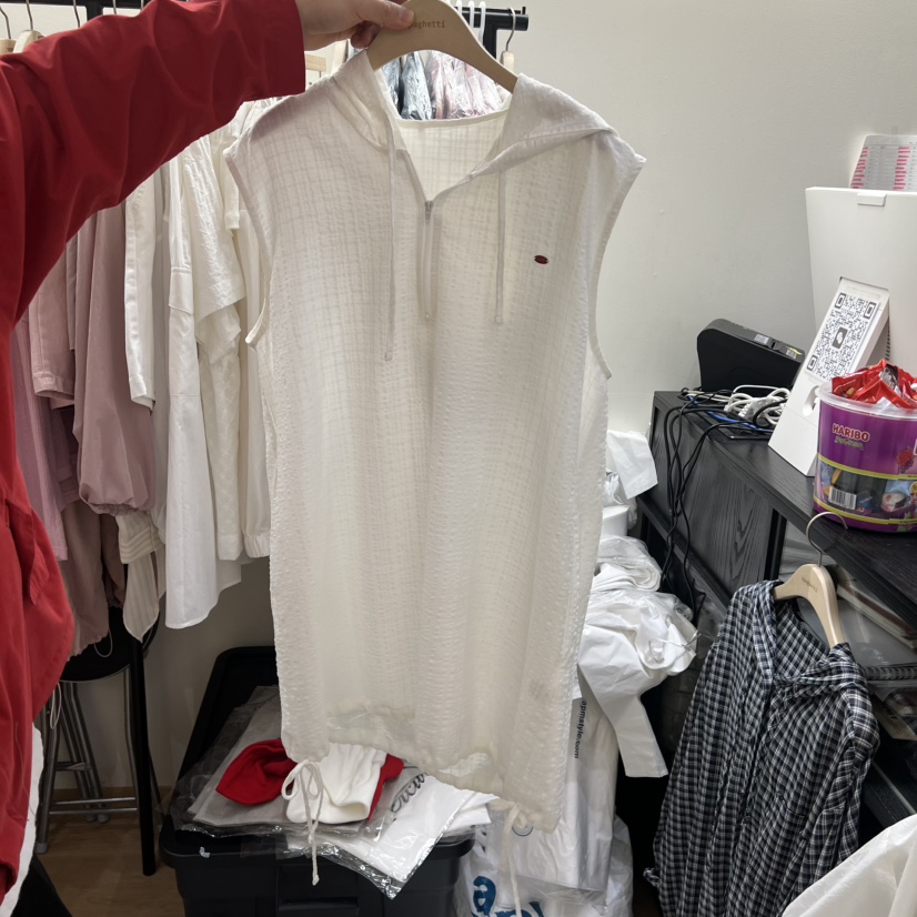 SPAGHETTI韓國東大門代購女裝新款人氣26春夏推薦馬甲連帽衫spaghetti馬甲圖色1