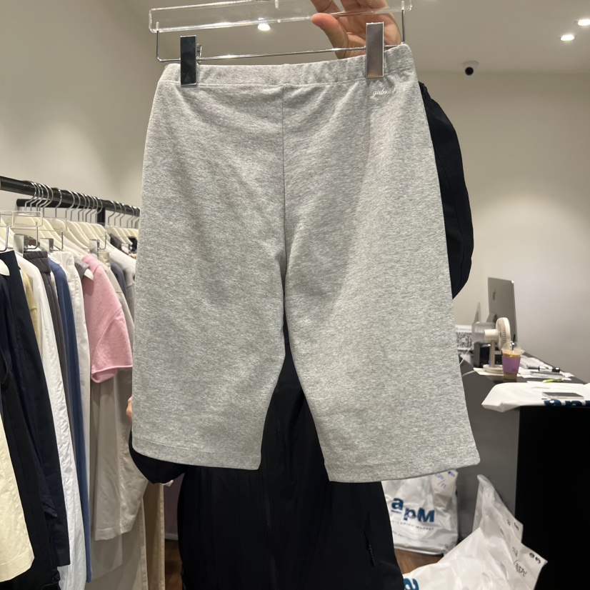 GABRIELLE韓國代購女裝新款人氣職業打底褲鯊魚褲華夫格格紋GABRIELLE打底褲/鯊魚褲