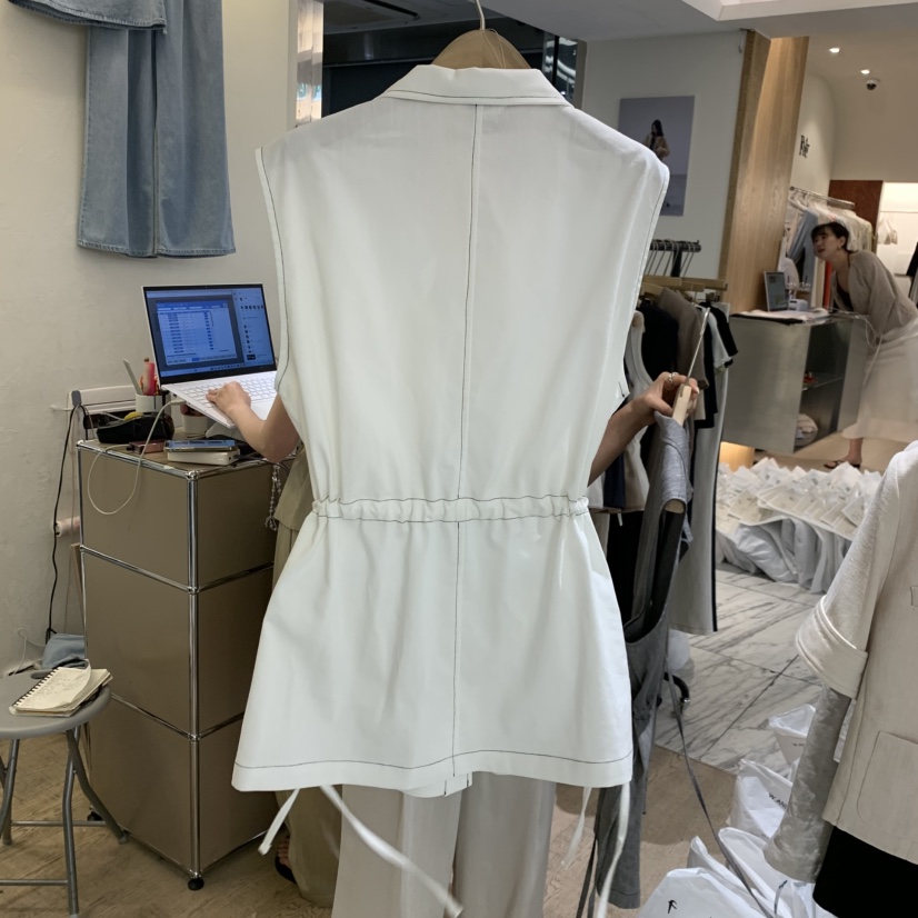 W AND J韓國直郵實拍女士新品休閑26春夏時尚職業熱賣馬甲W AND J馬甲