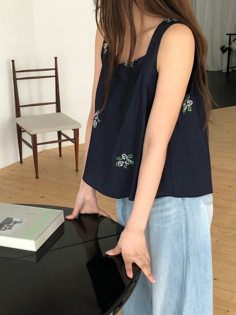 ONDO-P韓國直郵實拍女裝新款推薦休閑熱賣時尚吊帶背心刺繡ONDO-P吊帶/背心