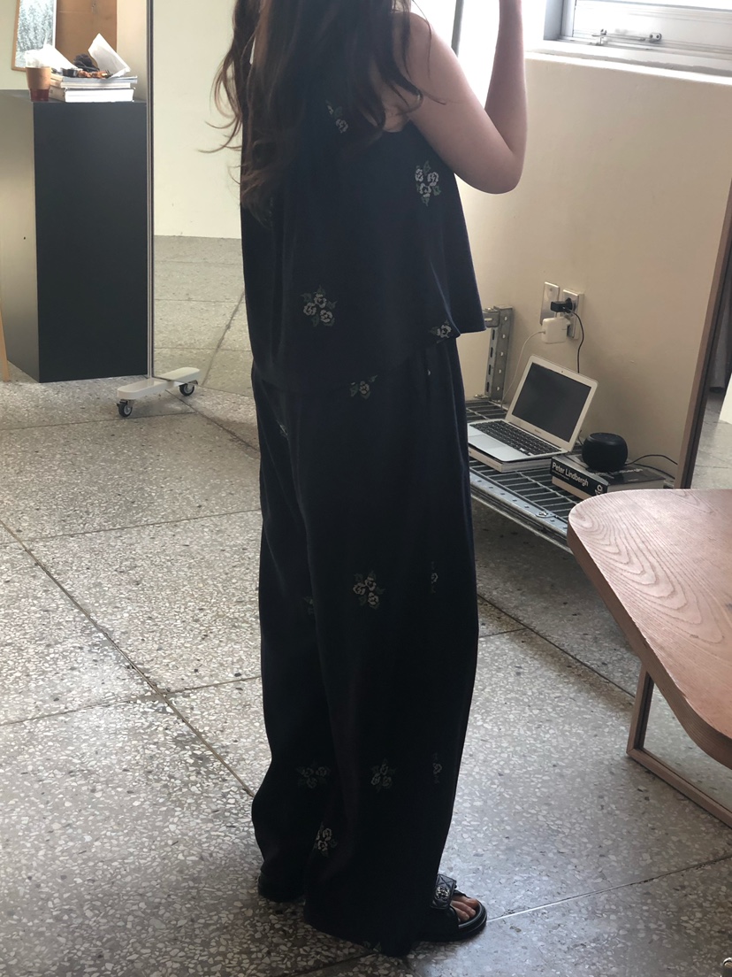 ONDO-P韓國直郵實拍女裝新款推薦休閑熱賣時尚吊帶背心刺繡ONDO-P吊帶/背心