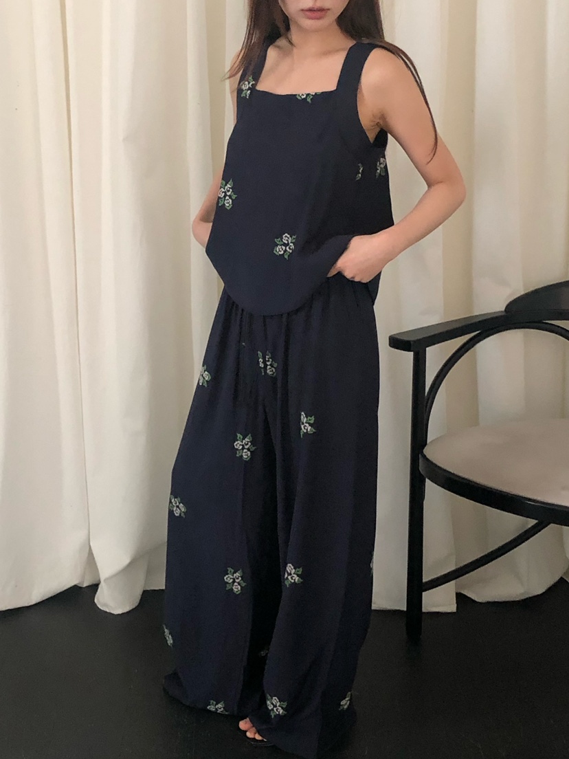 ONDO-P韓國直郵實拍女裝新款推薦休閑熱賣時尚吊帶背心刺繡ONDO-P吊帶/背心