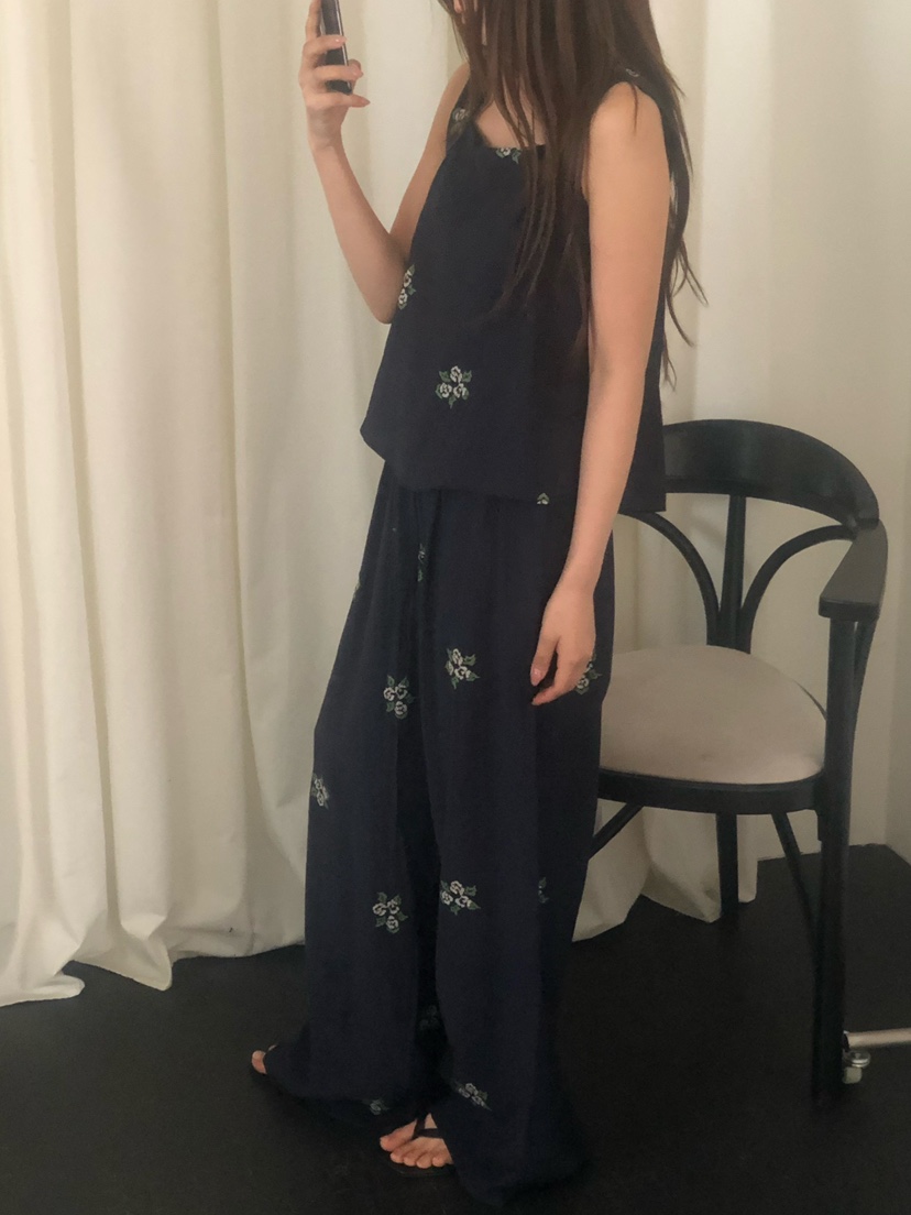 ONDO-P韓國直郵實拍女裝新款推薦休閑熱賣時尚吊帶背心刺繡ONDO-P吊帶/背心