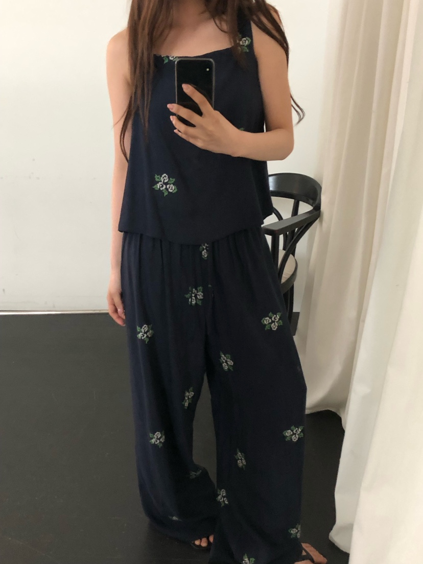 ONDO-P韓國直郵實拍女裝新款推薦休閑熱賣時尚吊帶背心刺繡ONDO-P吊帶/背心