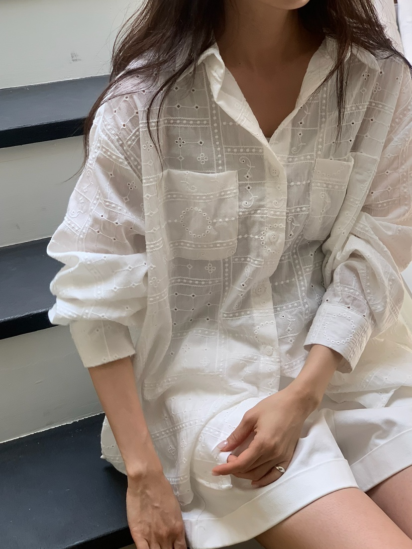 BLEECKER韓國直郵實拍女士新款人氣26春夏襯衫蕾絲衫刺繡BLEECKER襯衫/蕾絲衫