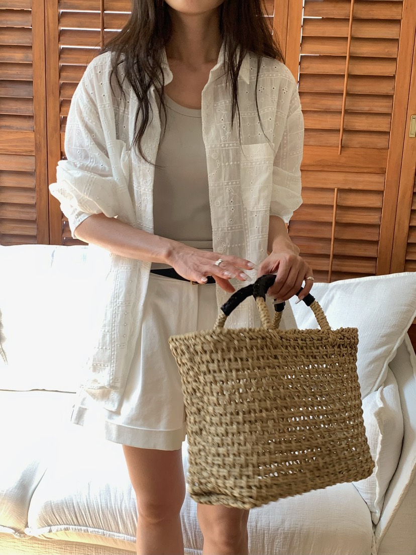 BLEECKER韓國直郵實拍女士新款人氣26春夏襯衫蕾絲衫刺繡BLEECKER襯衫/蕾絲衫