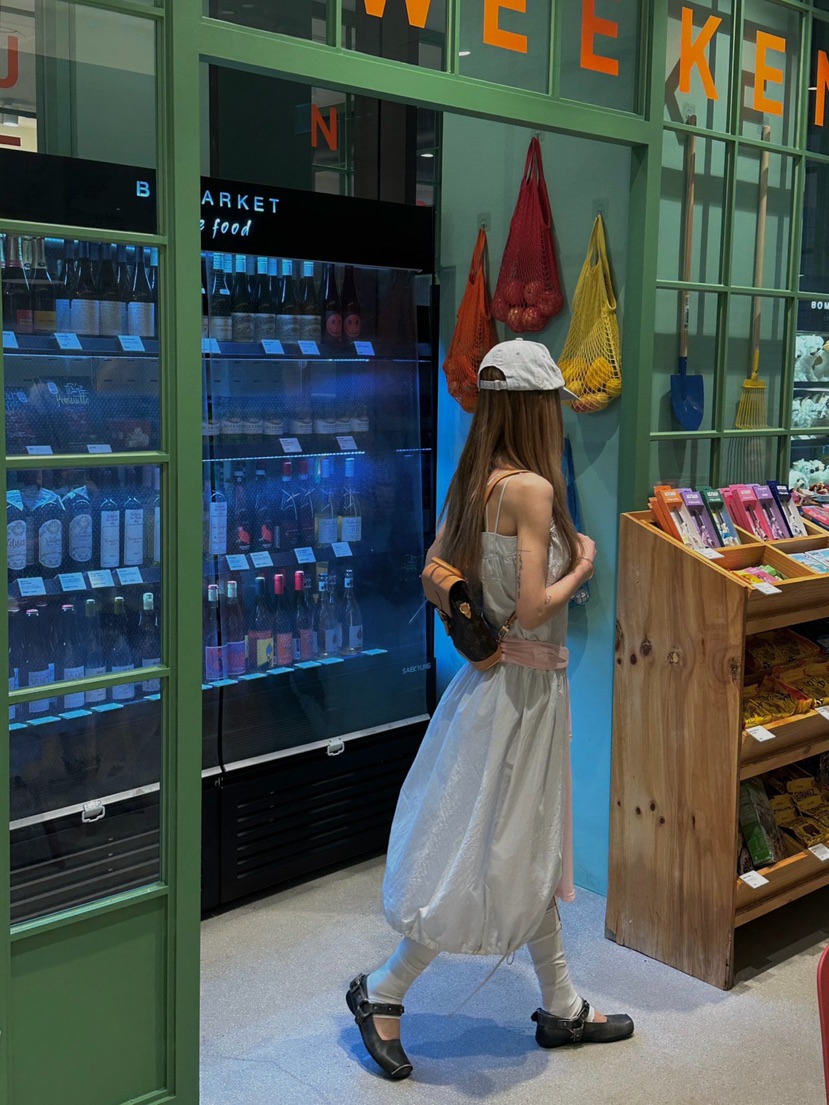 ZEROZERO韓國東大門代購女士新款人氣職業熱賣連衣裙褶皺ZEROZERO連衣裙