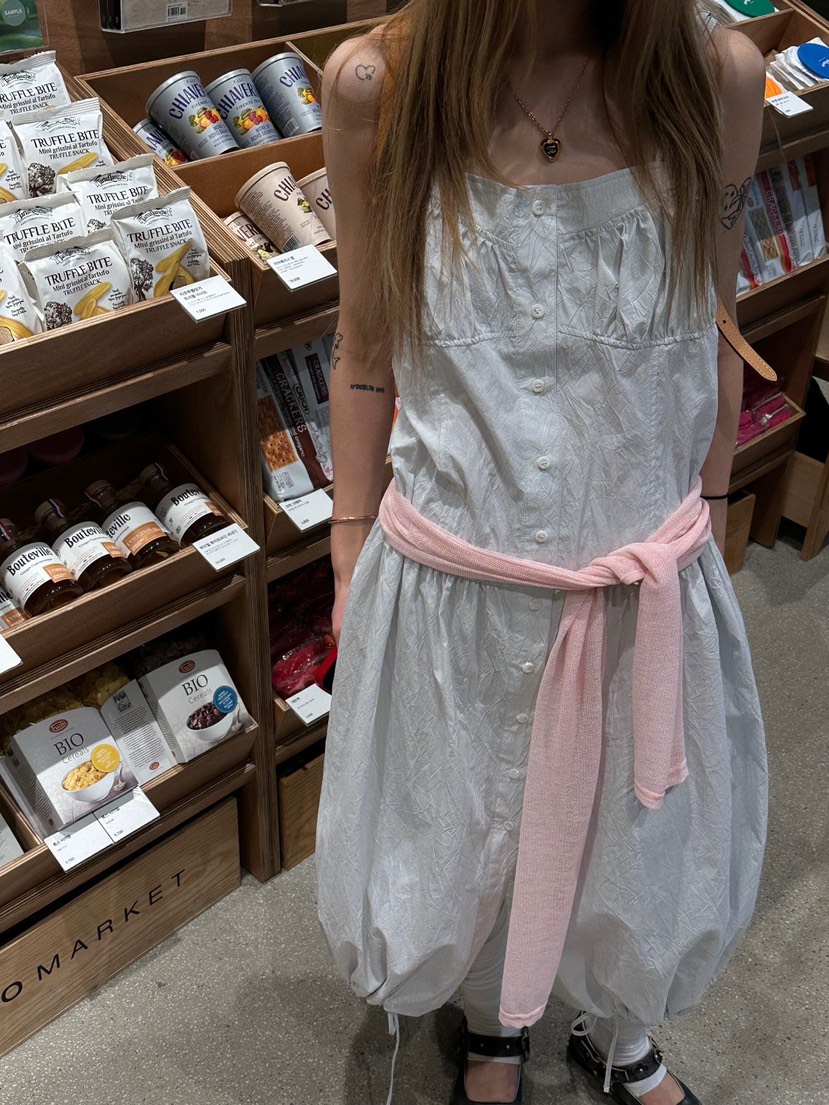 ZEROZERO韓國東大門代購女士新款人氣職業熱賣連衣裙褶皺ZEROZERO連衣裙圖色1