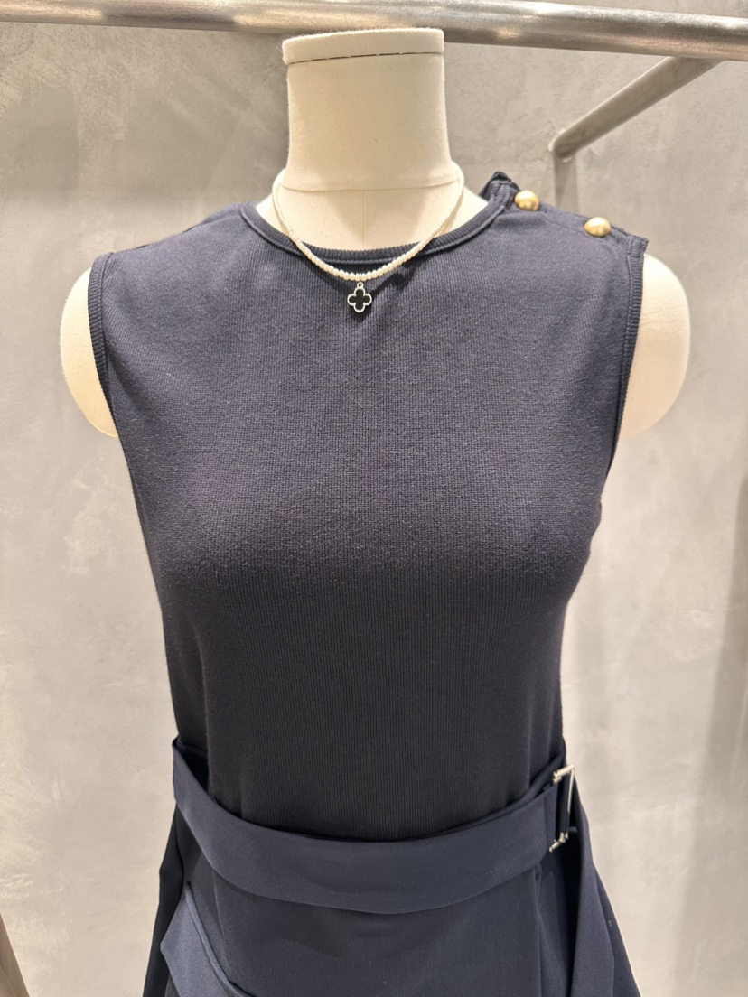 KIFF韓國直郵實拍女裝新品時尚職業推薦熱賣人氣休閑連體褲KIFF連體褲