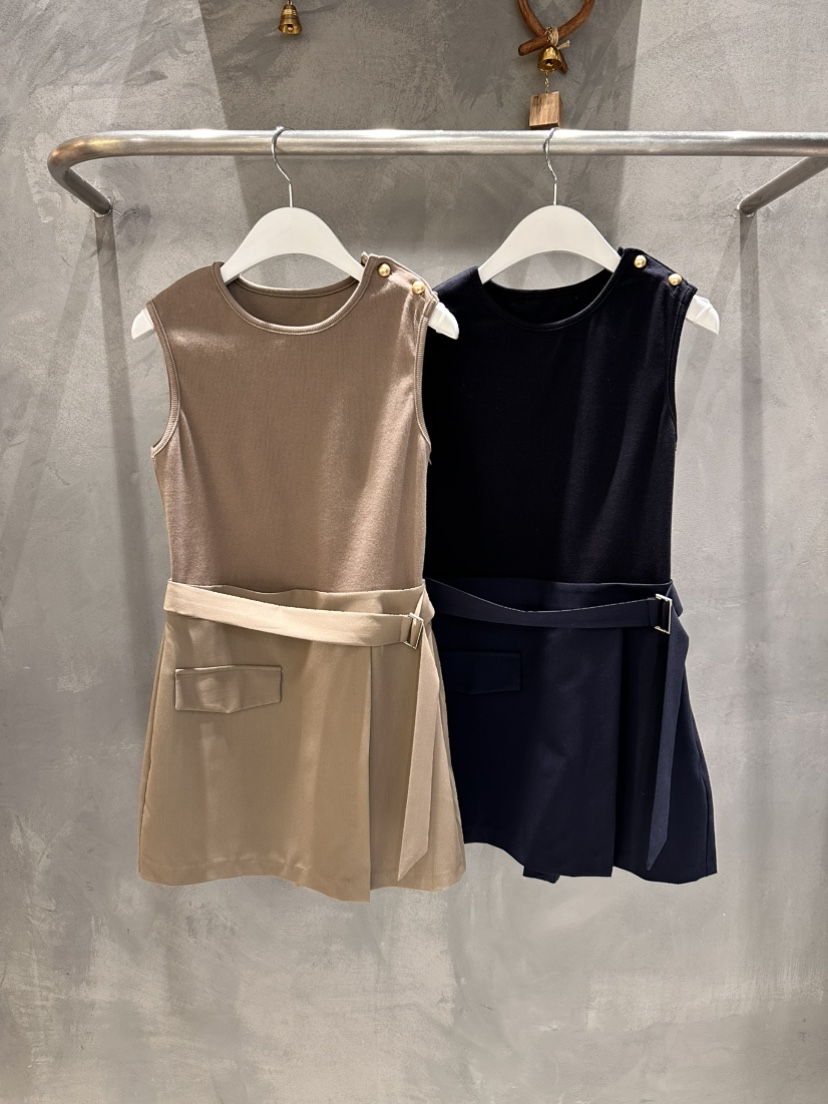 KIFF韓國直郵實拍女裝新品時尚職業推薦熱賣人氣休閑連體褲KIFF連體褲