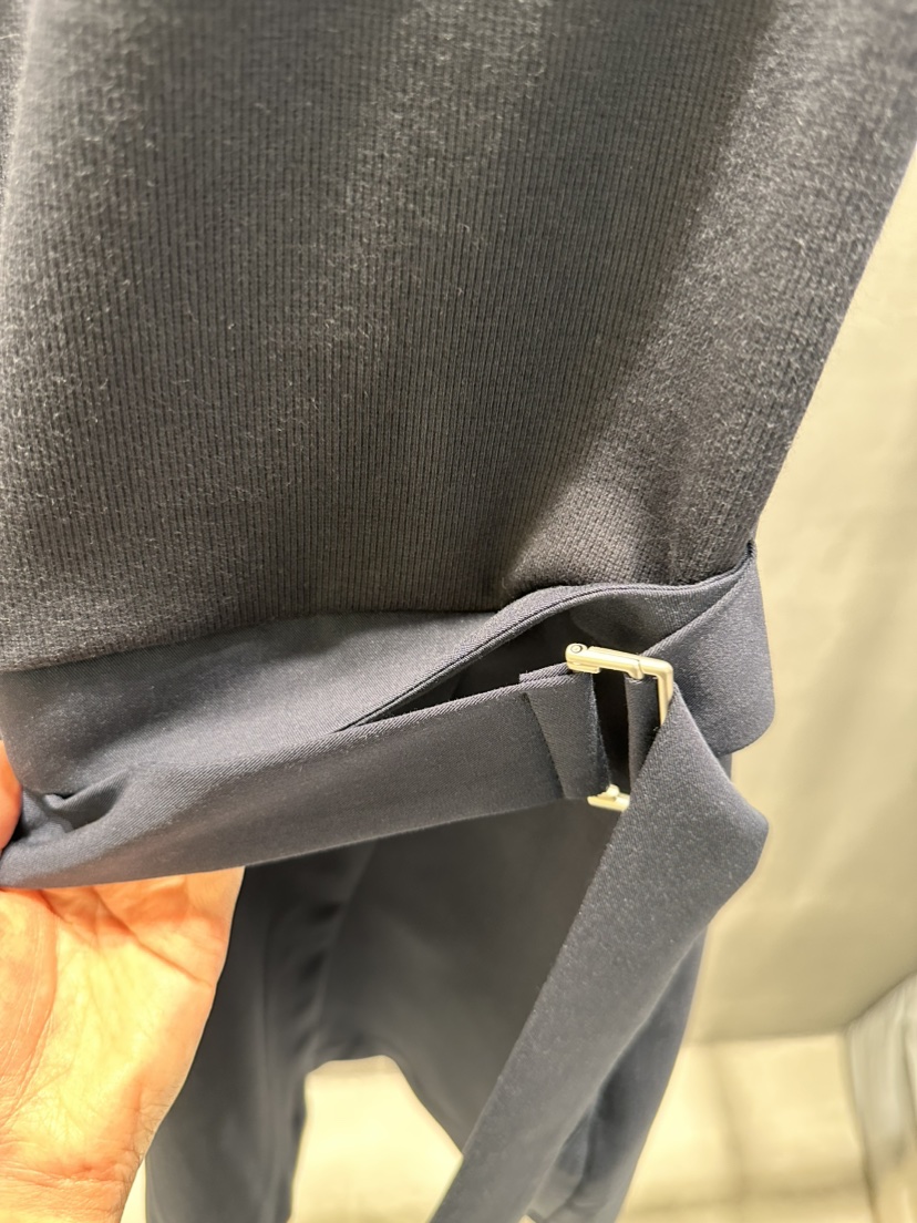 KIFF韓國直郵實拍女裝新品時尚職業推薦熱賣人氣休閑連體褲KIFF連體褲