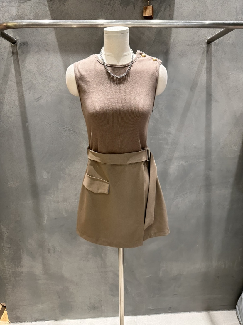 KIFF韓國直郵實拍女裝新品時尚職業推薦熱賣人氣休閑連體褲KIFF連體褲圖色1