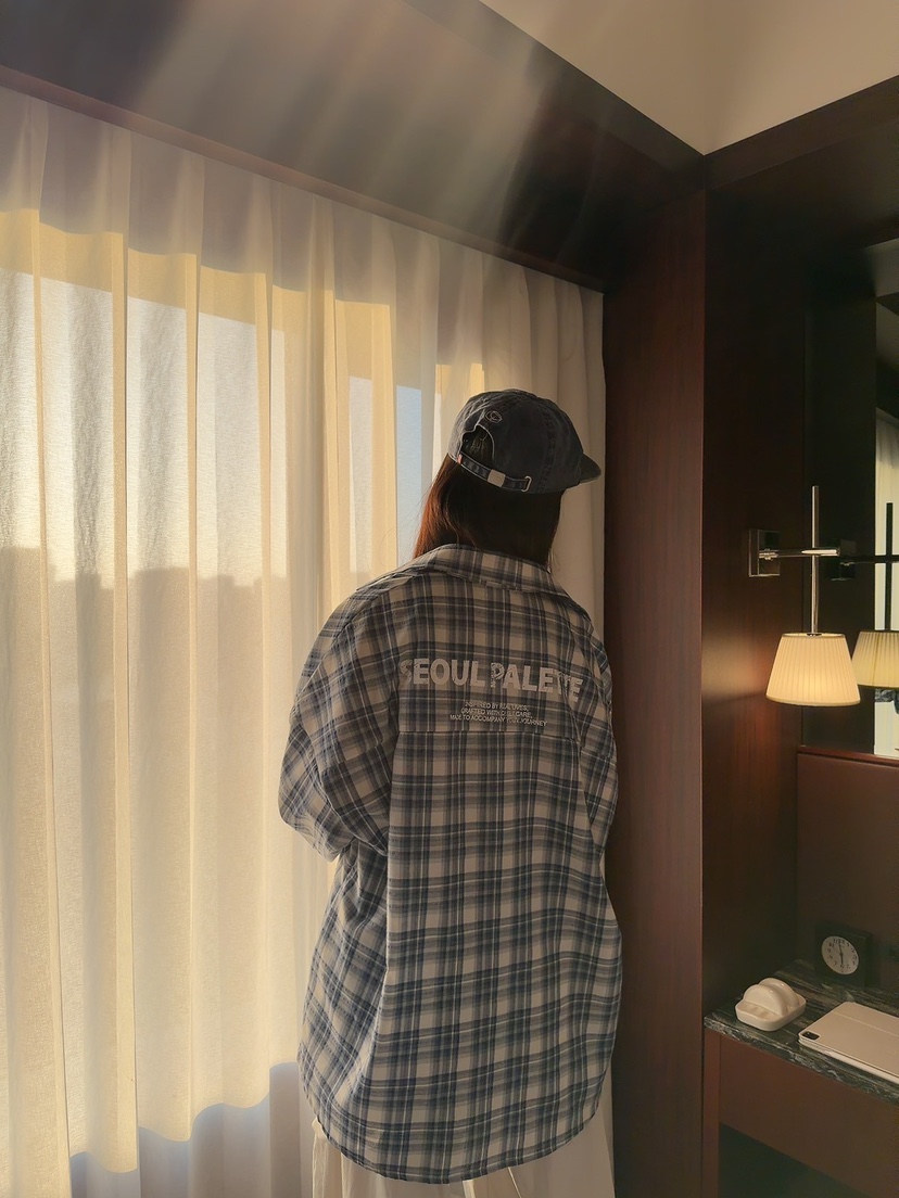 PALETTE-Q韓國東大門直郵女士新品推薦襯衫蕾絲衫格子紐扣PALETTE-Q襯衫/蕾絲衫