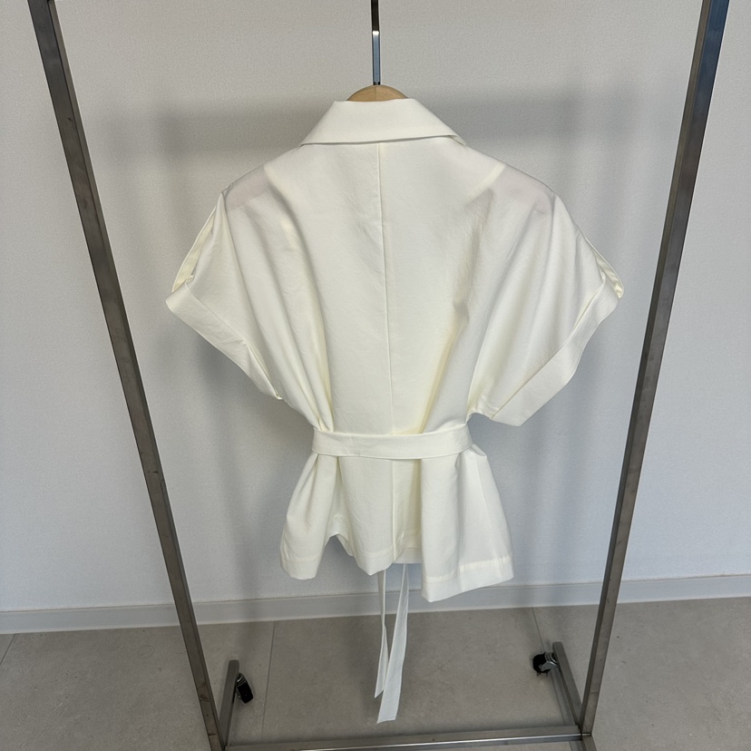 SOUIT韓國代購女裝新款熱賣職業人氣26春夏休閑夾克含腰帶SOUIT by mabel-L夾克