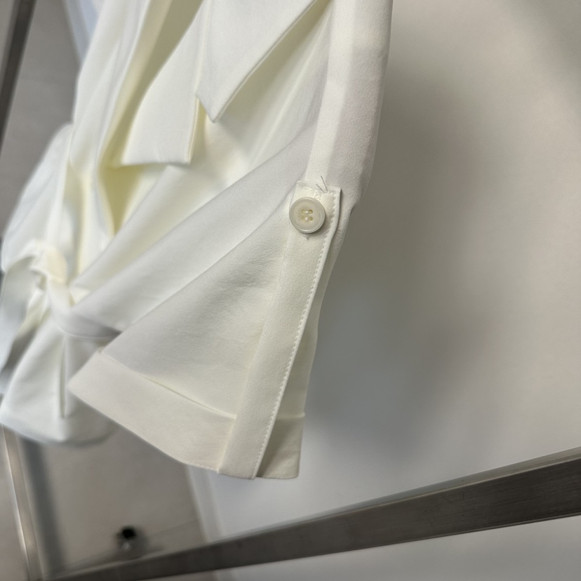 SOUIT韓國代購女裝新款熱賣職業人氣26春夏休閑夾克含腰帶SOUIT by mabel-L夾克