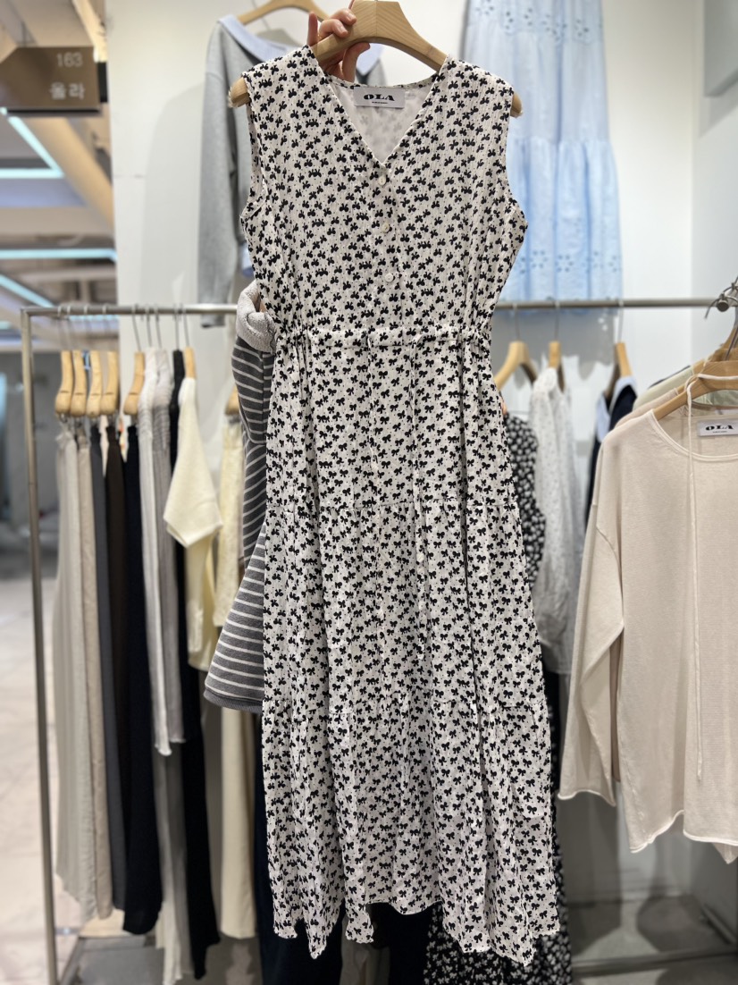 OLA韓國直郵女士新款推薦休閑人氣26春夏熱賣時尚職業連衣裙mellor/OLA連衣裙圖色1