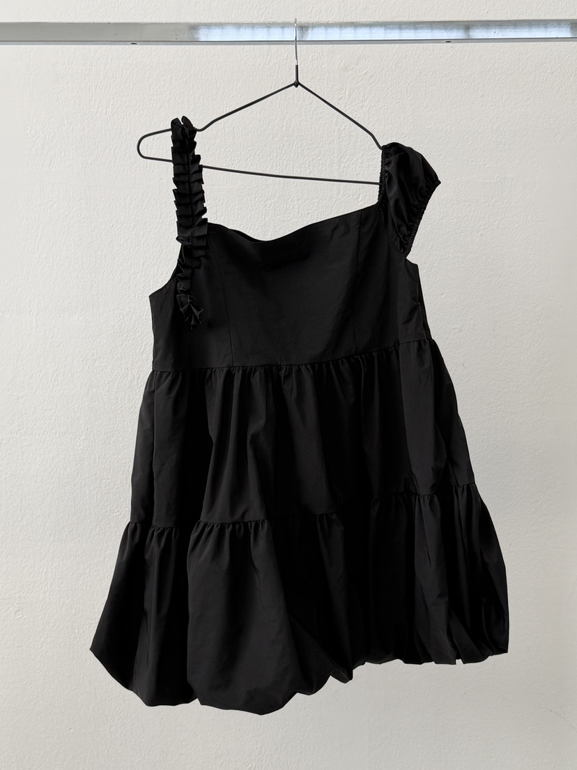 OURWAVE/OUR ROOM韓國東大門直郵女裝新品人氣26春夏連衣裙Our Wave/Our Room連衣裙圖色1