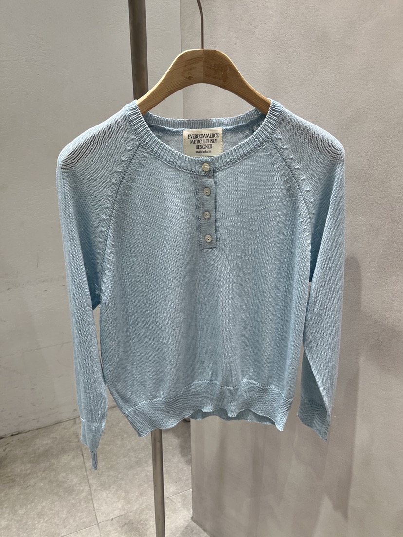 EVERCOMMERCE METICULOUSLY DESIGNED韓國東大門代購女裝新品熱賣針織衫EVERCOMMERCE METICULOUSLY DESIGNED針織衫圖色1