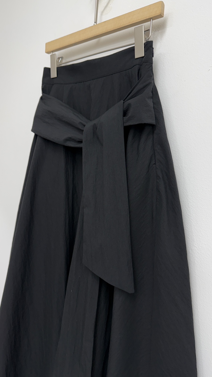 YIKHO STYLE韓國直郵女士新款休閑時尚職業推薦熱賣長裙YIKHO STYLE長裙