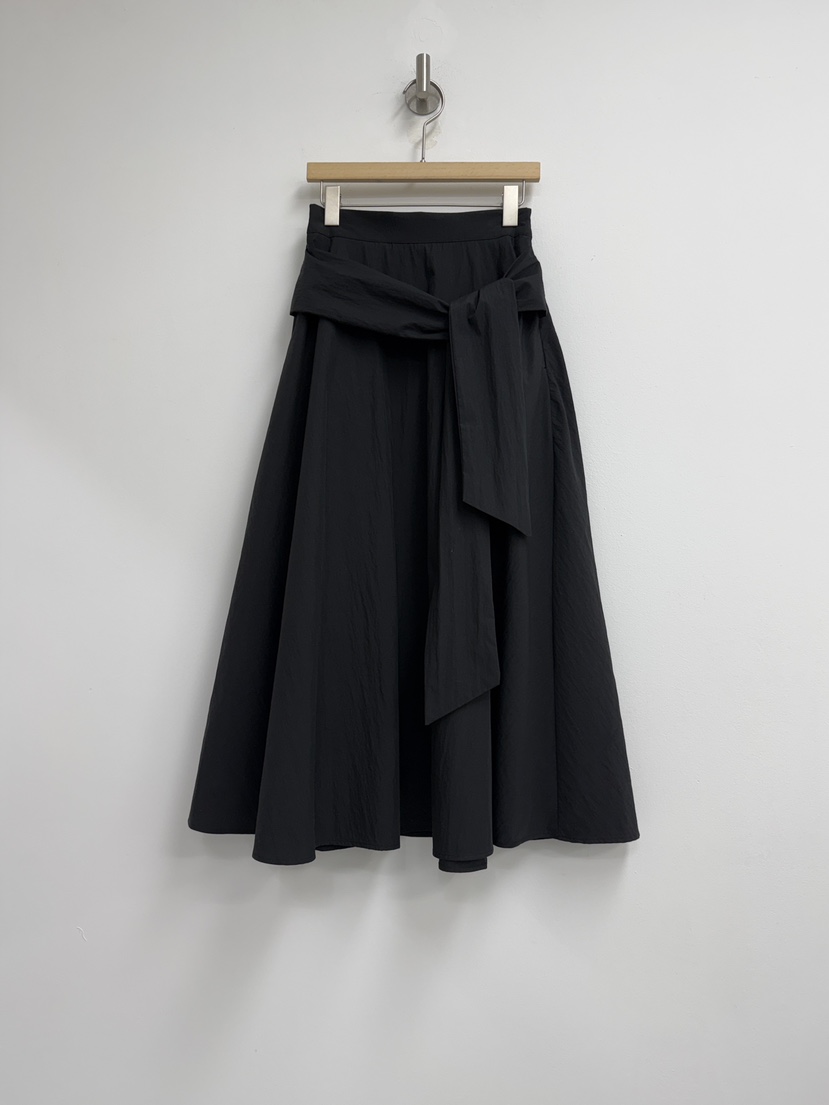 YIKHO STYLE韓國直郵女士新款休閑時尚職業推薦熱賣長裙YIKHO STYLE長裙圖色2