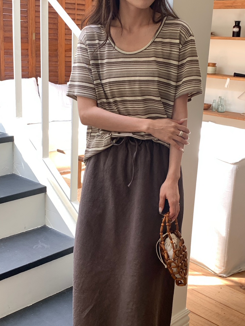 BLEECKER韓國直郵實拍女士新品時尚職業推薦熱賣26春夏T恤BLEECKERT恤