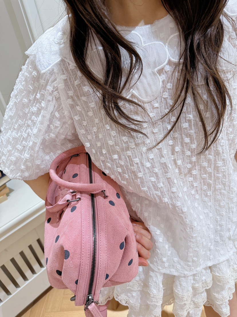 BOUTIQUE-L韓國直郵女士新品熱賣職業時尚休閑襯衫蕾絲衫絨BOUTIQUE-L襯衫/蕾絲衫