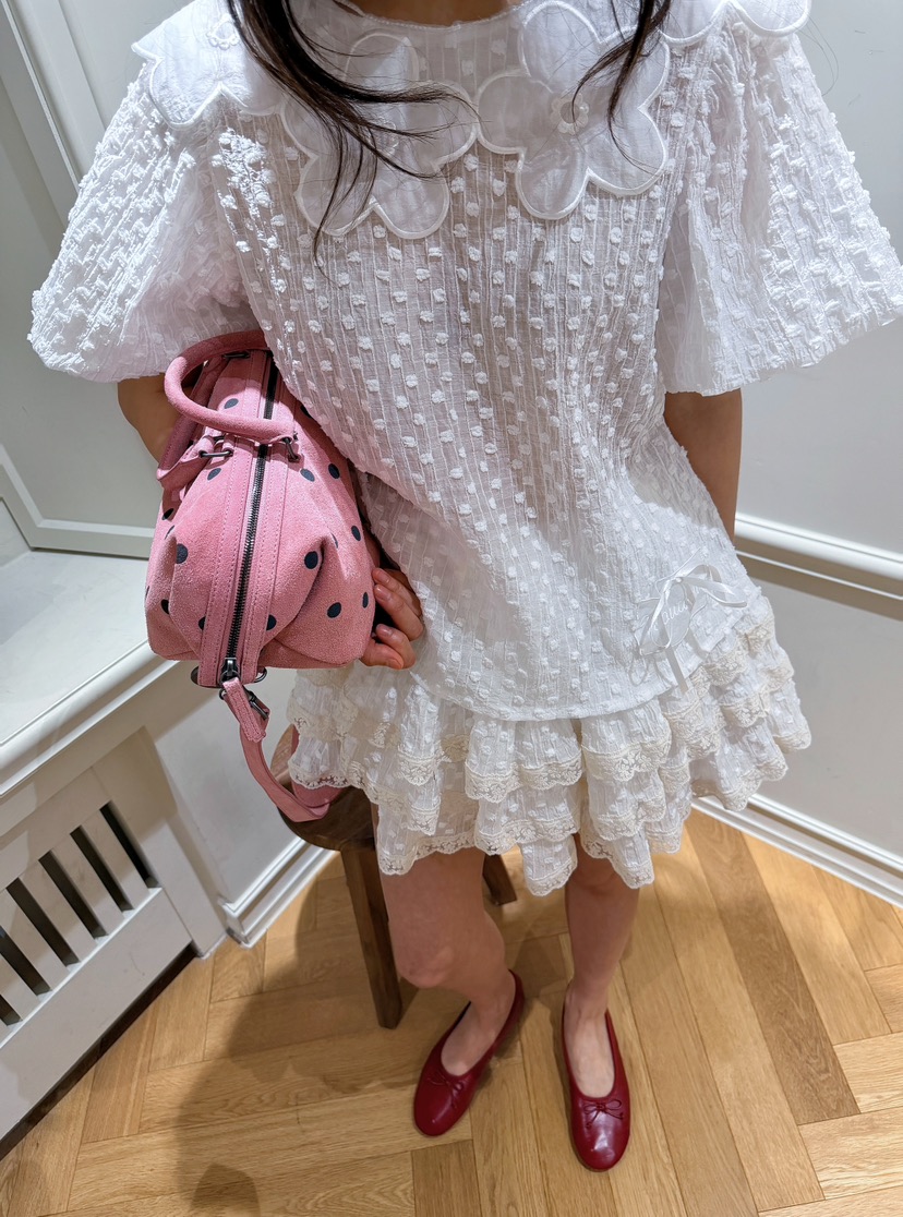 BOUTIQUE-L韓國直郵女士新品熱賣職業時尚休閑襯衫蕾絲衫絨BOUTIQUE-L襯衫/蕾絲衫