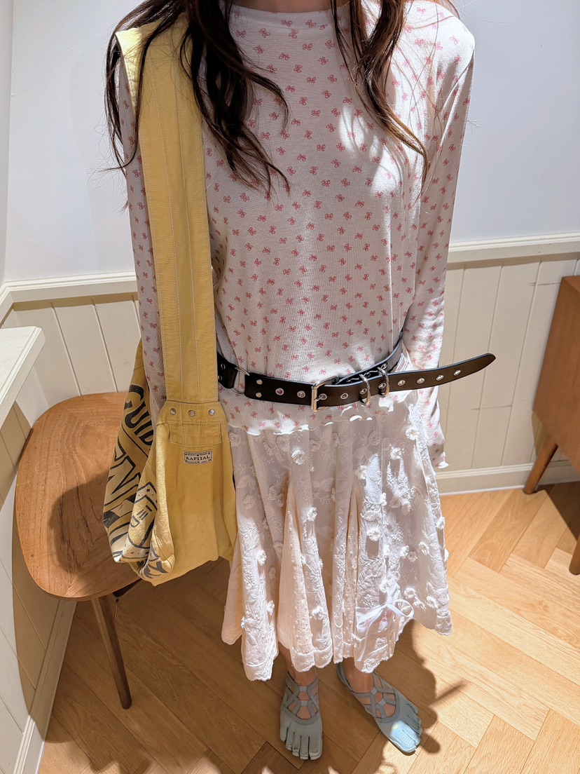 BOUTIQUE-L韓國東大門直郵女裝新款26春夏長袖T恤不含腰帶BOUTIQUE-L長袖T恤