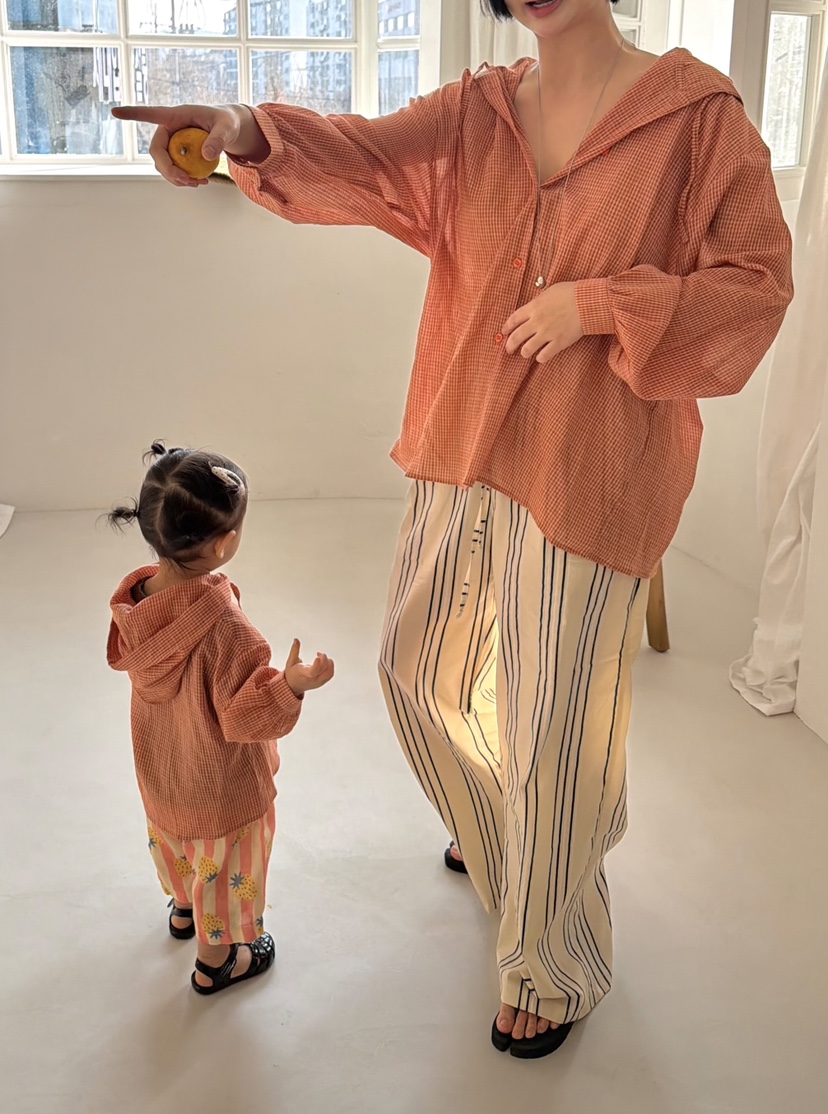 THE LINE-Q韓國東大門代購女裝新款職業襯衫蕾絲衫連帽衫格子THE LINE-Q襯衫/蕾絲衫