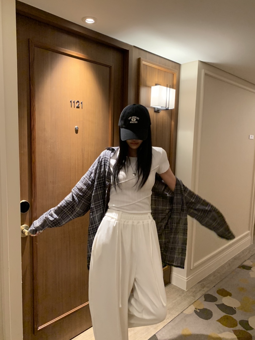 BADCALM韓國代購女裝新款休閑時尚人氣26春夏襯衫蕾絲衫格子BADCALM襯衫/蕾絲衫