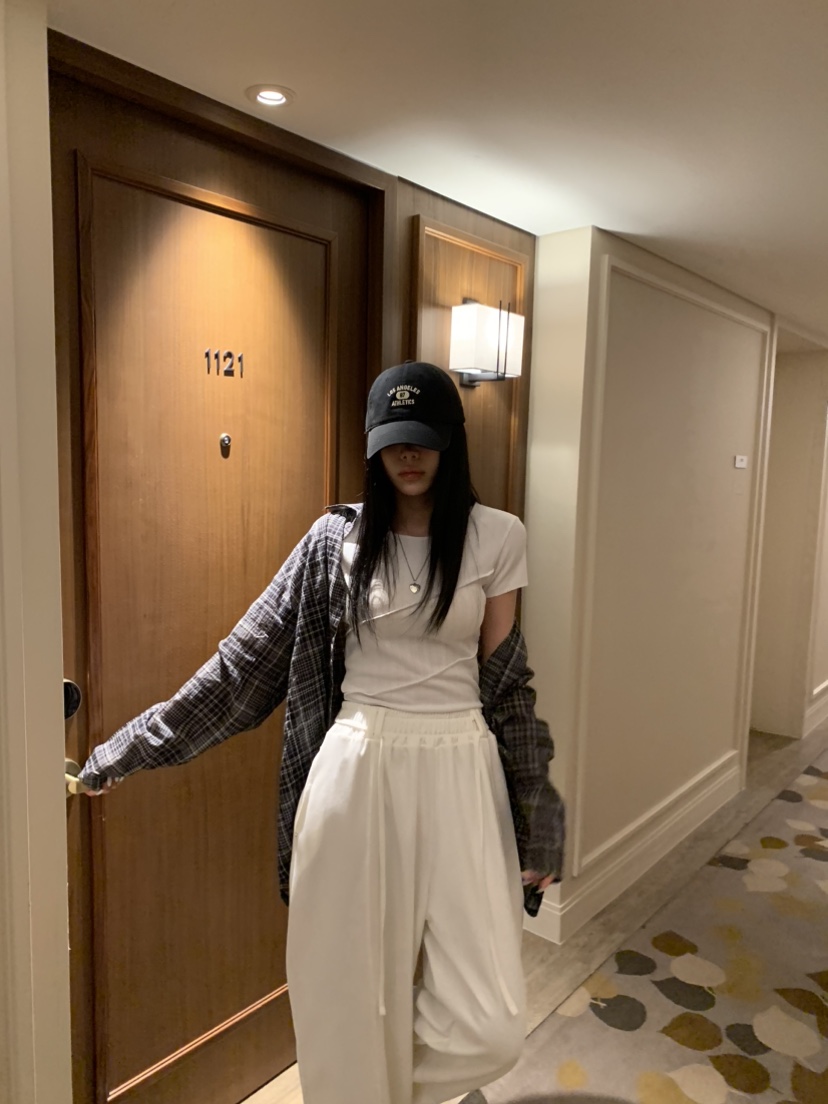 BADCALM韓國代購女裝新款休閑時尚人氣26春夏襯衫蕾絲衫格子BADCALM襯衫/蕾絲衫