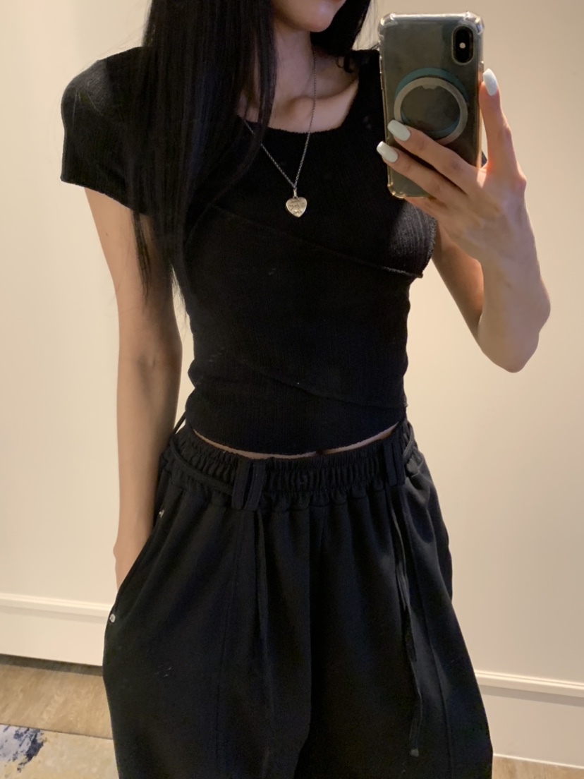 BADCALM韓國直郵女士新品推薦時尚休閑熱賣26春夏T恤鏤空BADCALMT恤圖色2