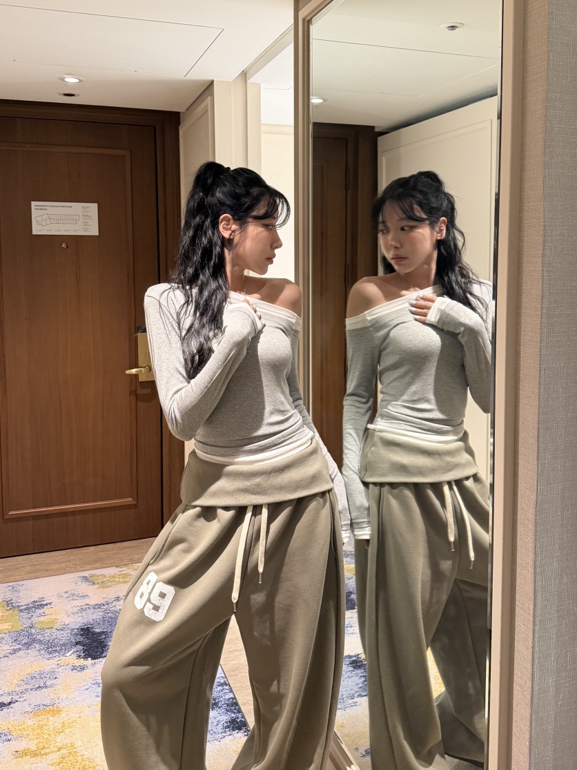 BADCALM韓國東大門直郵女裝新品時尚職業人氣長袖T恤折扣BADCALM長袖T恤