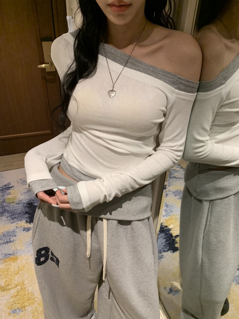 BADCALM韓國東大門直郵女裝新品時尚職業人氣長袖T恤折扣BADCALM長袖T恤