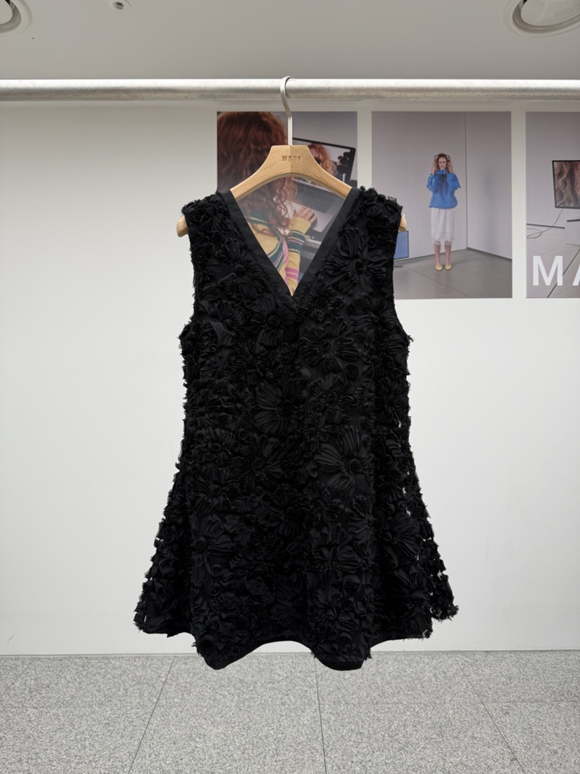 MADE-P韓國直郵女士新款26春夏推薦人氣職業熱賣休閑連衣裙MADE-P連衣裙圖色2