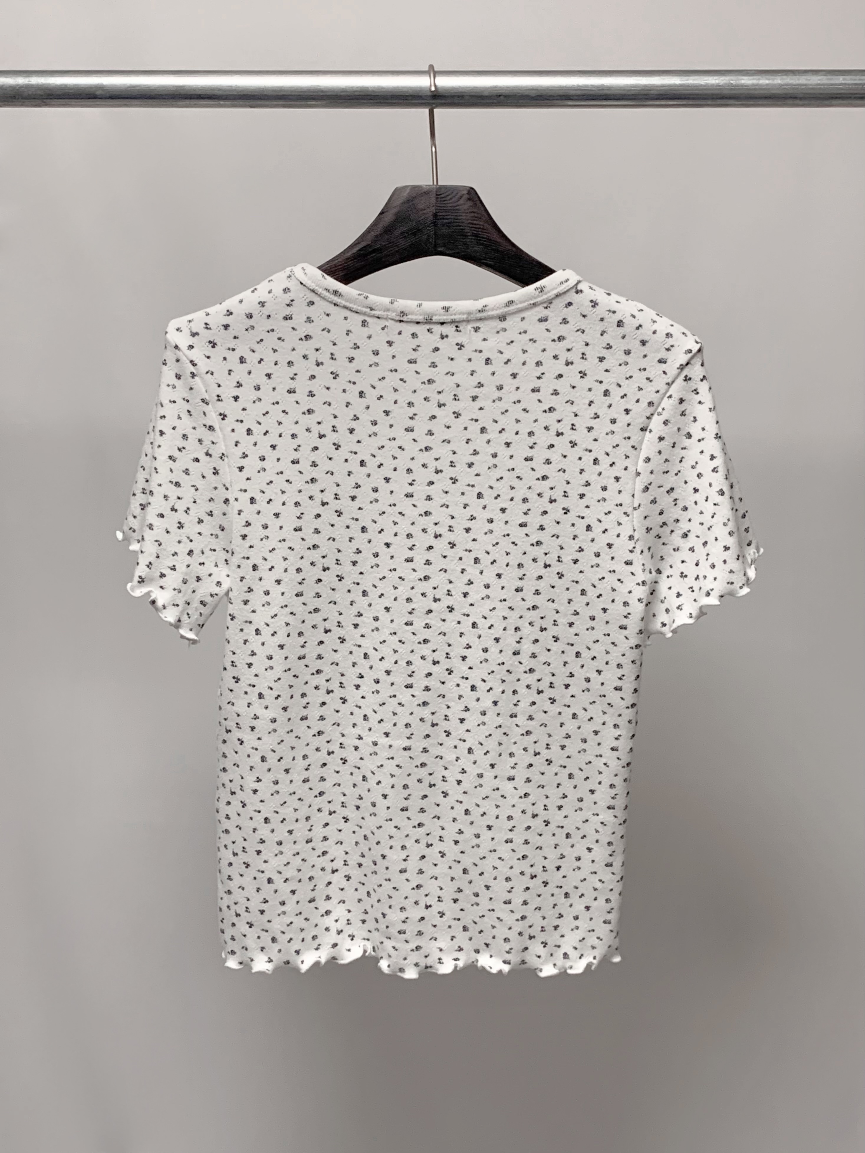 BEFORE SUNRISE韓國東大門代購女裝新品熱賣推薦T恤小花BEFORE SUNRISET恤