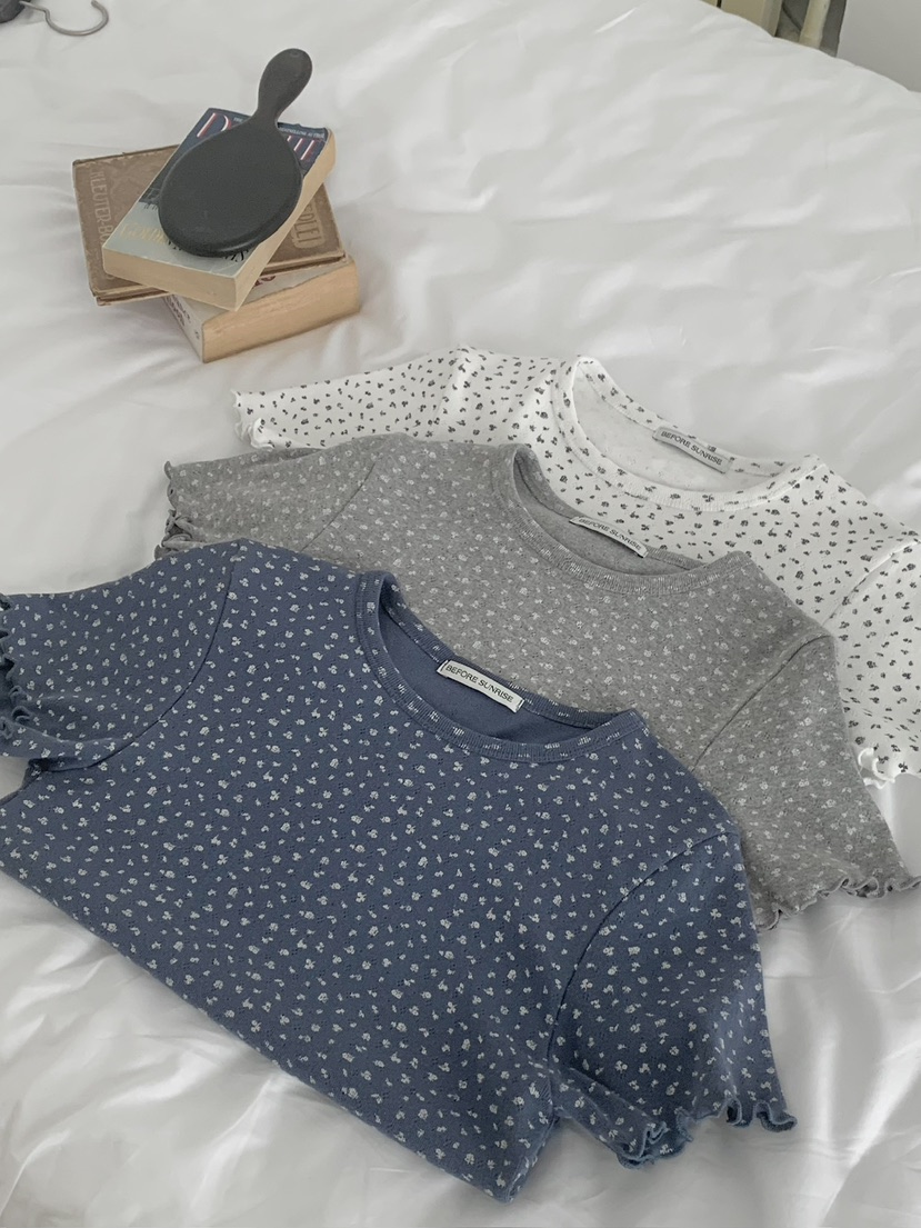 BEFORE SUNRISE韓國東大門代購女裝新品熱賣推薦T恤小花BEFORE SUNRISET恤