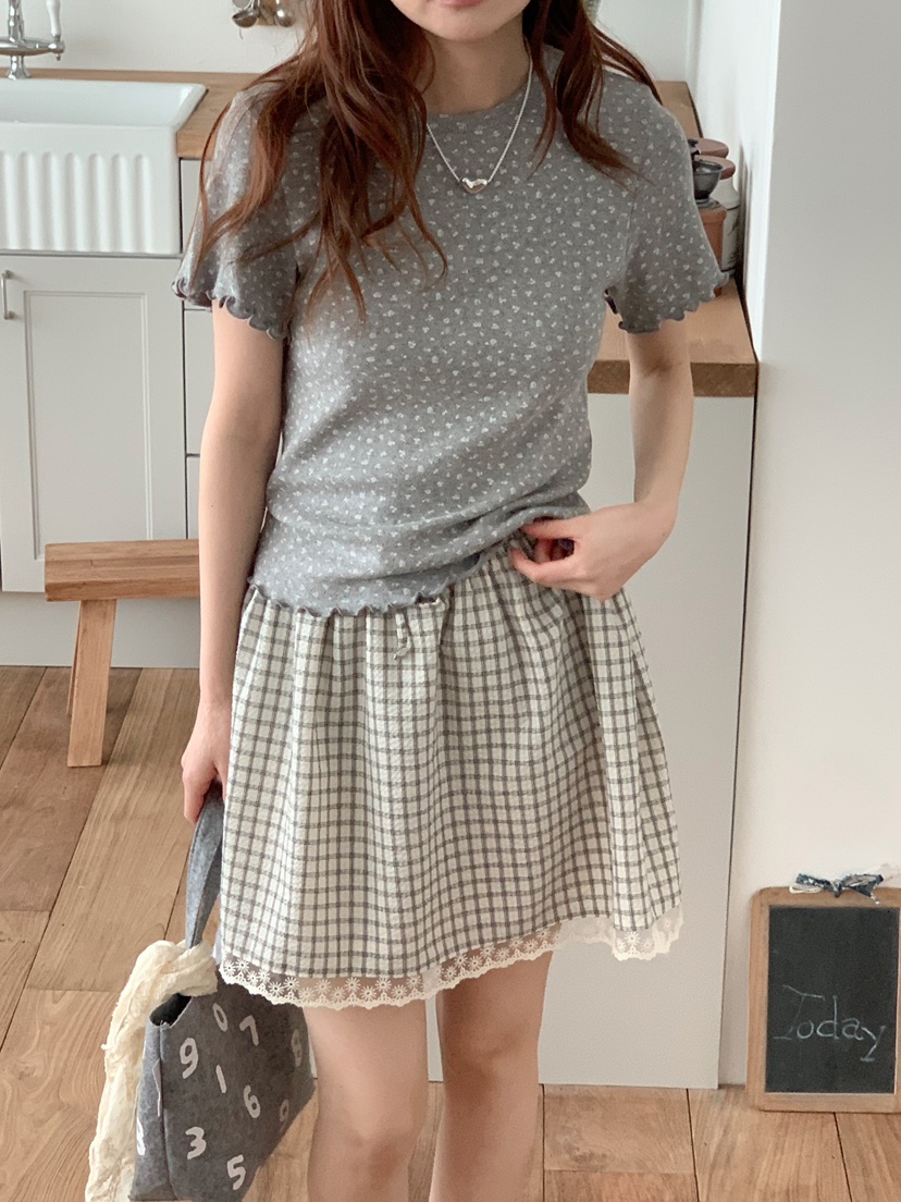 BEFORE SUNRISE韓國東大門代購女裝新品熱賣推薦T恤小花BEFORE SUNRISET恤