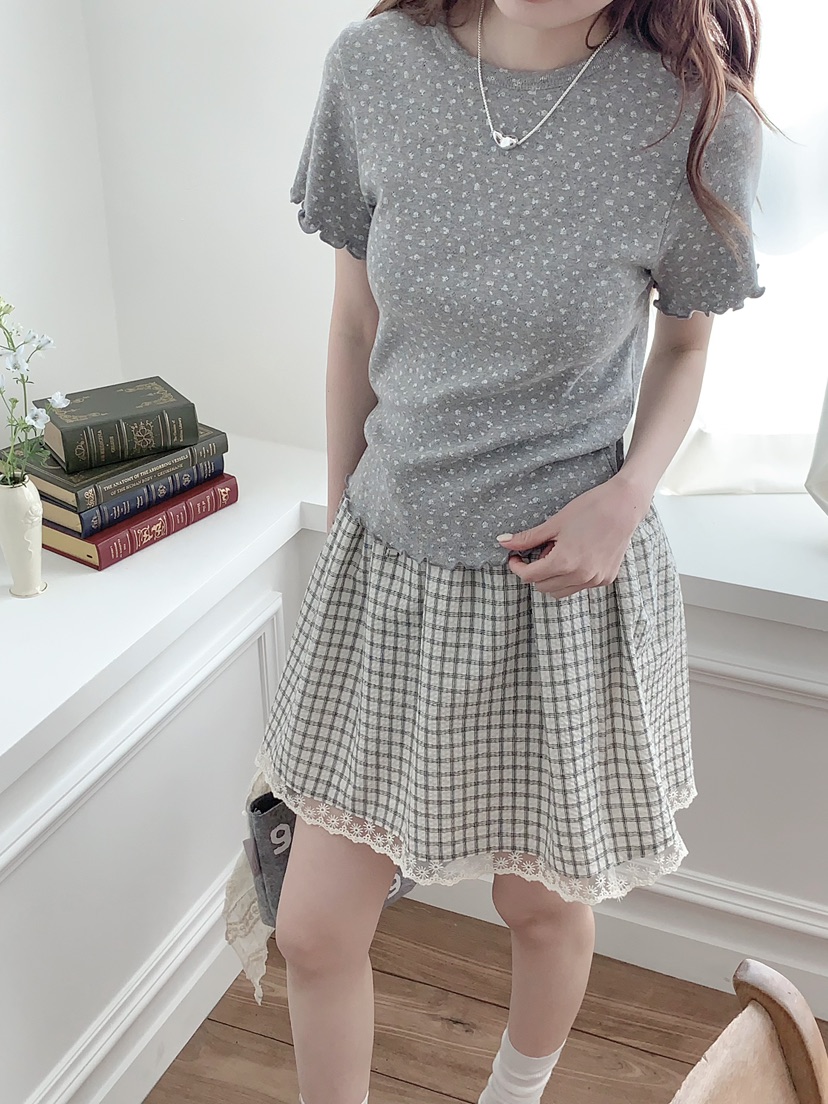 BEFORE SUNRISE韓國東大門代購女裝新品熱賣推薦T恤小花BEFORE SUNRISET恤