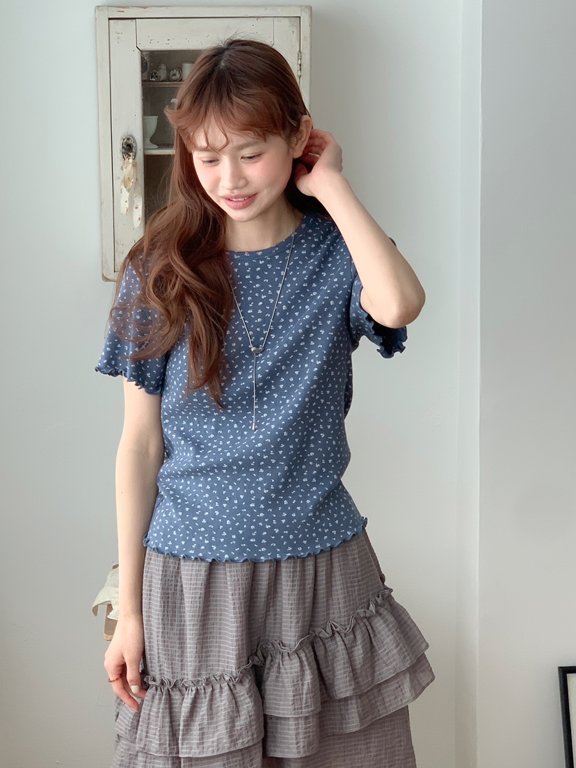 BEFORE SUNRISE韓國東大門代購女裝新品熱賣推薦T恤小花BEFORE SUNRISET恤