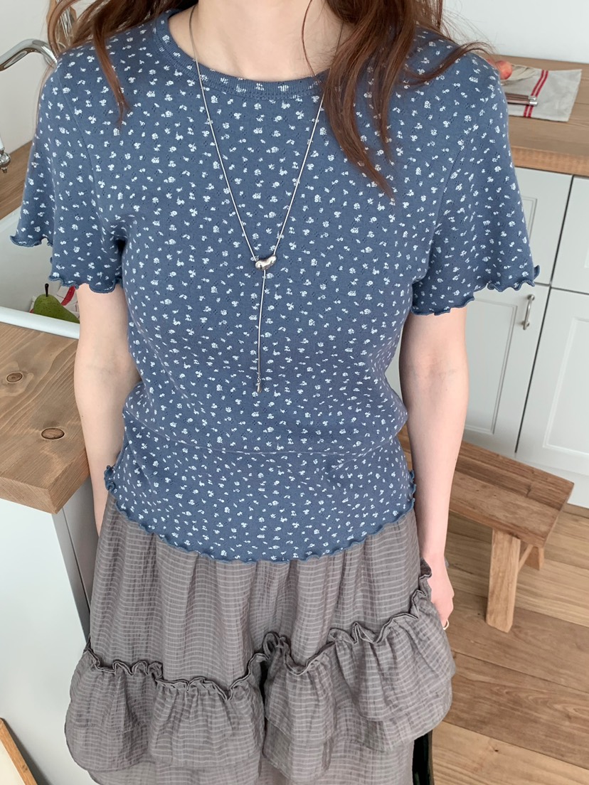 BEFORE SUNRISE韓國東大門代購女裝新品熱賣推薦T恤小花BEFORE SUNRISET恤