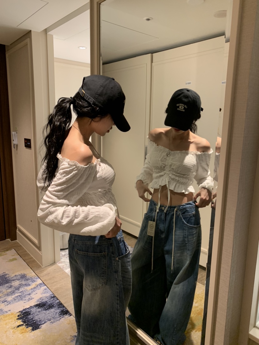 BADCALM韓國直郵實拍女裝新品時尚推薦人氣熱賣襯衫蕾絲衫BADCALM襯衫/蕾絲衫