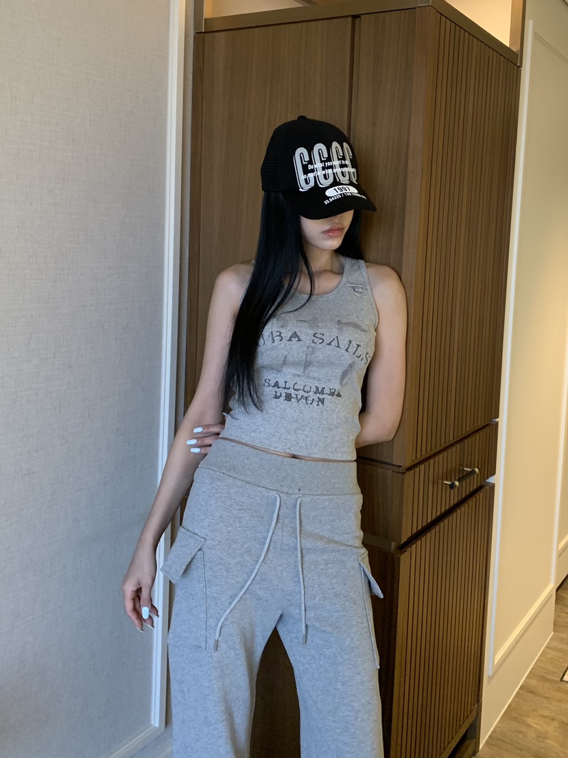 BADCALM韓國東大門代購女裝新款時尚推薦26春夏熱賣吊帶背心BADCALM吊帶/背心