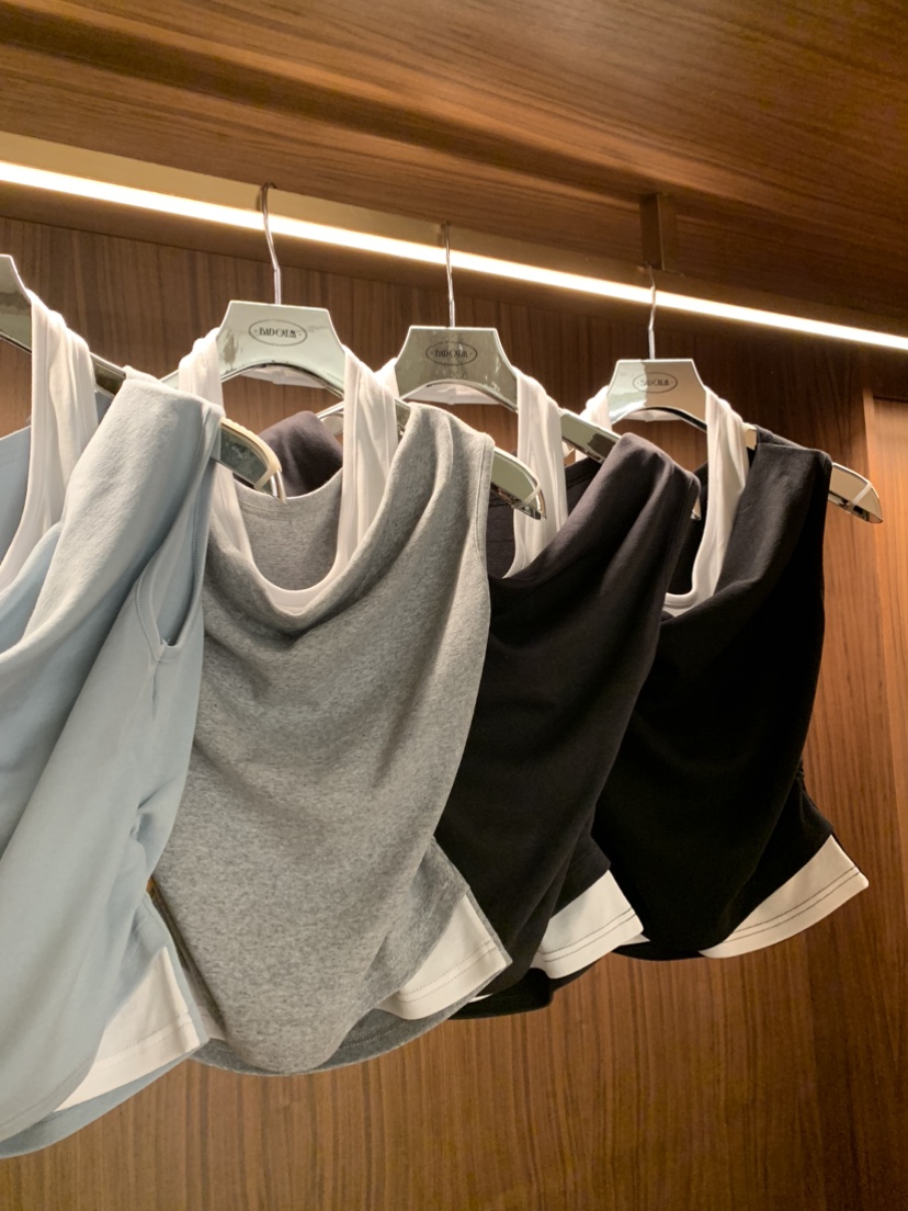 BADCALM韓國直郵實拍女士新品時尚職業推薦熱賣休閑26春夏T恤BADCALMT恤