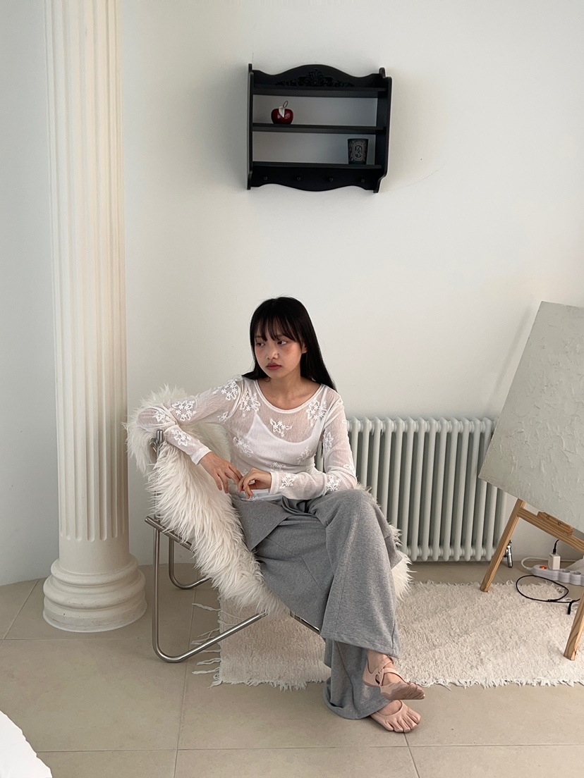 ANOTHER AVENUE韓國代購女裝新品時尚人氣熱賣長袖T恤提花ANOTHER AVENUE長袖T恤