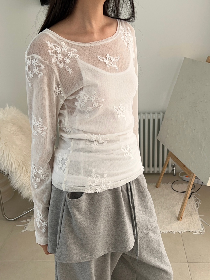 ANOTHER AVENUE韓國代購女裝新品時尚人氣熱賣長袖T恤提花ANOTHER AVENUE長袖T恤