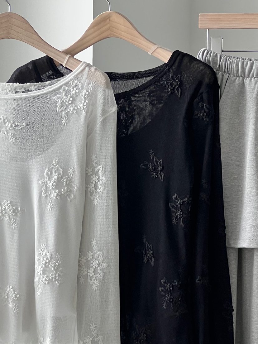 ANOTHER AVENUE韓國代購女裝新品時尚人氣熱賣長袖T恤提花ANOTHER AVENUE長袖T恤